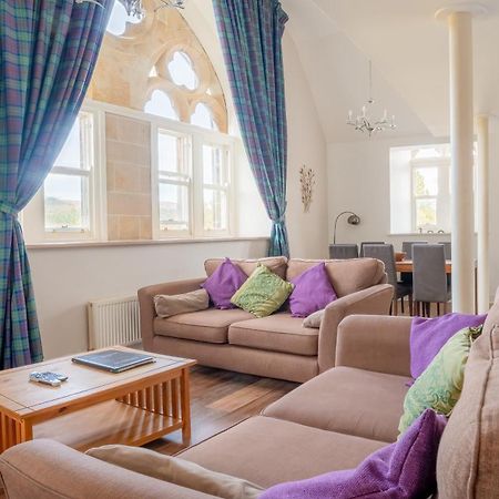 The Caledonian 3 Bedroom Self Catering Apartment In Historic Abbey Fort Augustus Exteriör bild